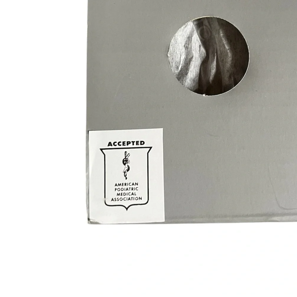 VIONIC | Bianca Suede Sandal Size 6 - Picture 9 of 10